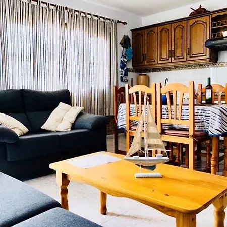 Oleada With Sea Views And Wifi On The Seafront In *